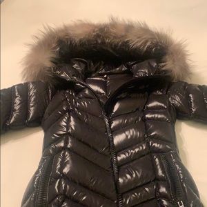Moncler size 0 coat with fox fur. Worn once to sm